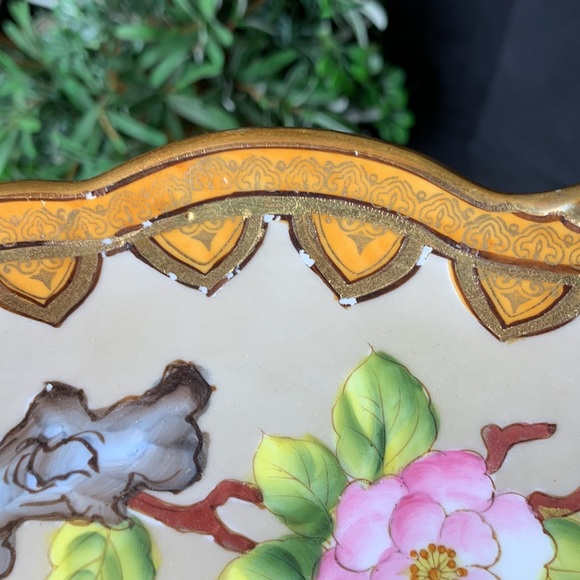 Vintage unbranded hand painted floral porcelain gilded vanity tray - Picture 10 of 12